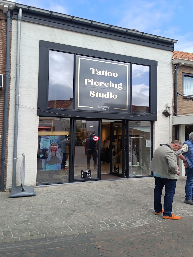 Tattoo & piercing sluis