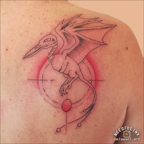 Pterodactylus skelet met rode geometrische cirkel op schouderblad.